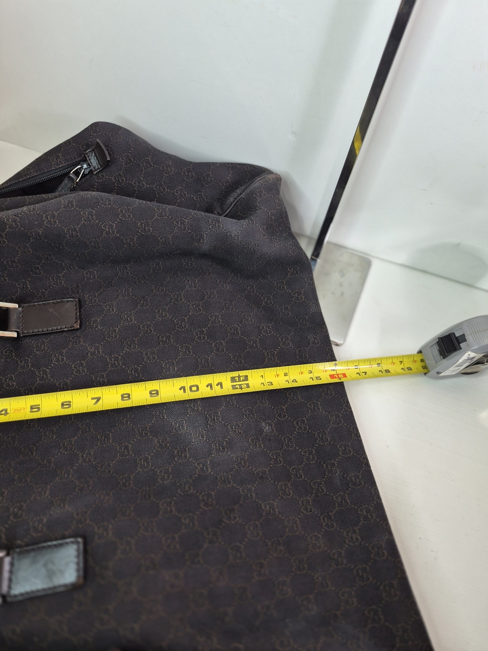 Gucci Men's Travel Duffel Bag - Picture 9 of 10